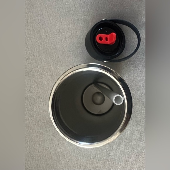 Hydro Flask Light Blue Straw Top 24oz Water Bottle - Picture 6 of 6